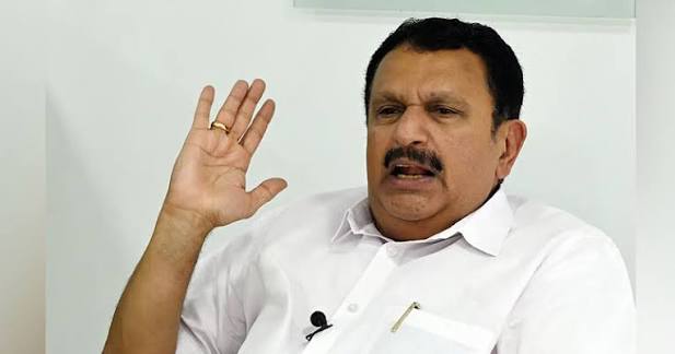 പൊതിച്ചോർ വിവാദവുമായി ബന്ധപ്പെട്ട് താൻ പറഞ്ഞ കാര്യങ്ങളിൽ മലക്കം മറിച്ചിലിൽ ഇല്ലെന്ന് ആരോഗ്യമന്ത്രി കെ മുരളീധരൻ.