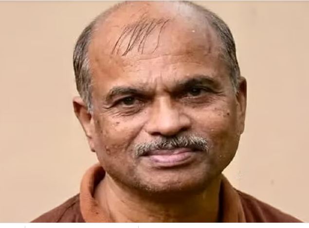 താമരശ്ശേരി കാരാടിയിൽ വയനാട് സ്വദേശിയായ റിട്ട.എസ്ഐയെ തൂങ്ങിമരിച്ച നിലയിൽ