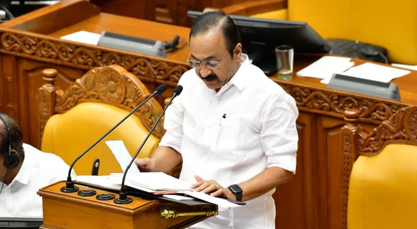 യുഡിഎഫ് സർക്കാരിൻറെ ആദ്യ ബജറ്റ് അവതരിപ്പിച്ച് മുഖ്യമന്ത്രി വിഡി സതീശൻ