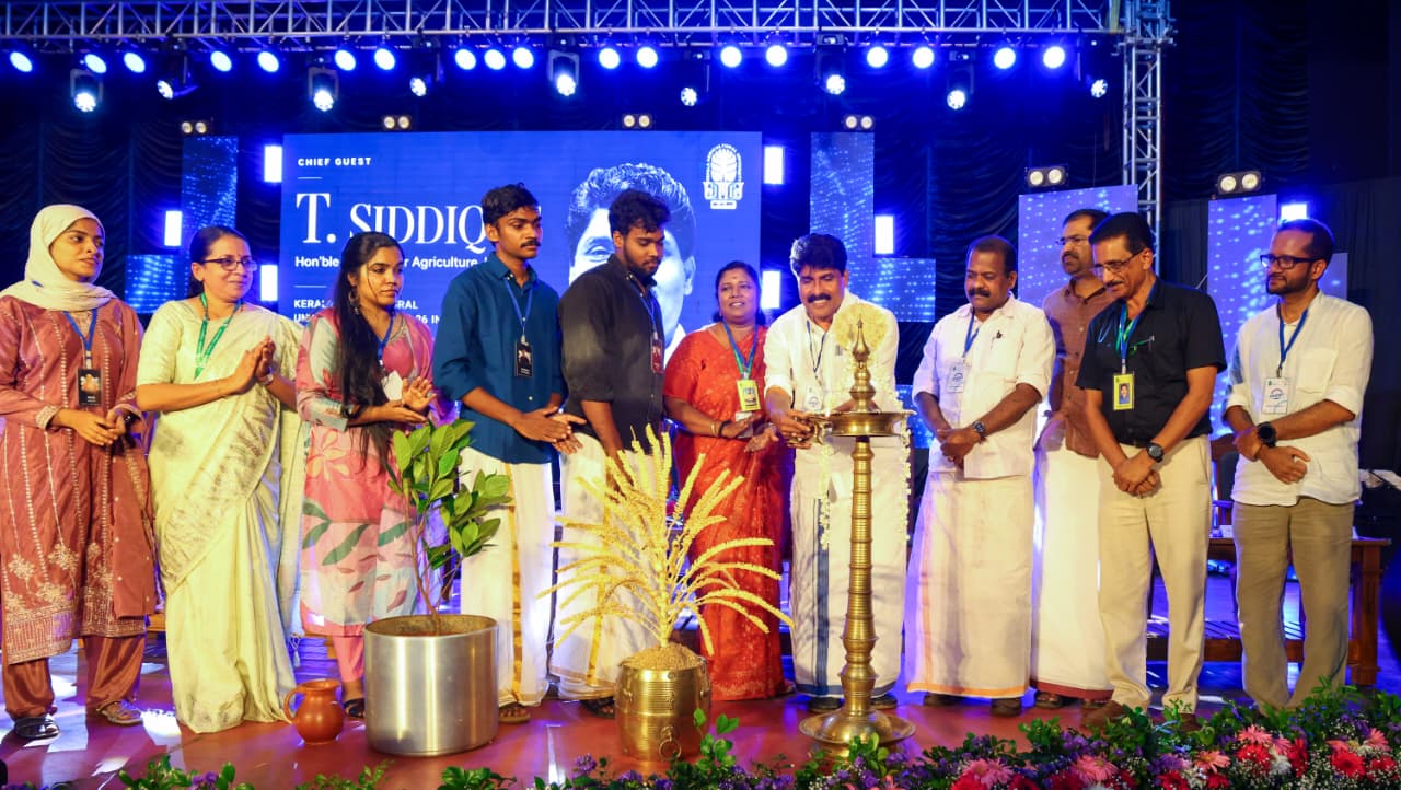 കേരള കാര്ഷിക സര്വകലാശാല വിദ്യാര്ത്ഥി യൂണിയൻ ഉദ്ഘാടനവും സ്റ്റാര്ട്ടപ്പുകള്ക്കുള്ള ധനസഹായ വിതരണവും മന്ത്രി ടി. സിദ്ദിഖ് നിര്വ്വഹിച്ചു
