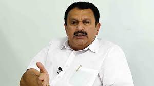 കേരളത്തിന്റെ മുഖ്യമന്ത്രിയാണ്,രേവന്ത് റെഡിക്കെതിരായ പ്രയോഗം ഒഴിവാക്കേണ്ടതായിരുന്നുവെന്ന് കെ മുരളീധരൻ
