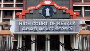 ഹൈക്കോടതിയിലേക്ക്. നടൻ ദിലീപ് അടക്കമുള്ള പ്രധാന പ്രതികളെ വെറുതെ വിട്ട എറണാകുളം പ്രിൻസിപ്പൽ സെഷൻസ് കോടതി വിധിക്കെതിരെയാണ് അതിജീവിത അപ്പീൽ