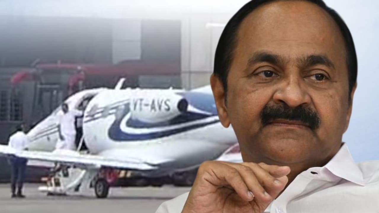 ചാര്ട്ടേര്ഡ് വിമാനവിവാദത്തില് വിശദീകരണവുമായി മുഖ്യമന്ത്രി വിഡി സതീശന്.